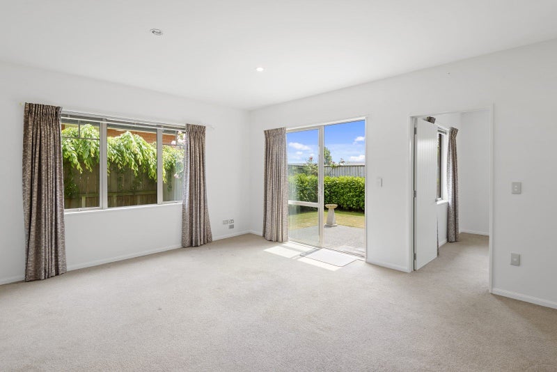 17 Streamside Court, Woolston, Christchurch - Carousel 2