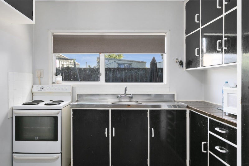 2/11 Pīhanga Street, Taupo, Taupō - Carousel 2