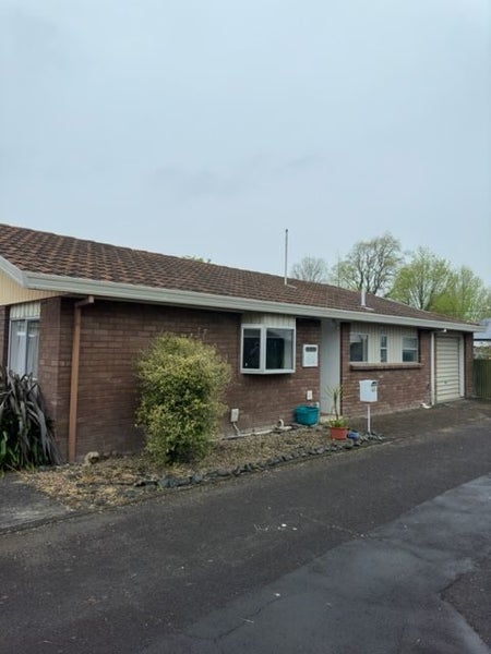 91A Galloway Street, Hamilton East, Hamilton - Carousel 1
