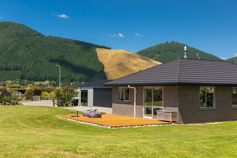 18 Robertson Mill Place, Rai Valley - Carousel 2