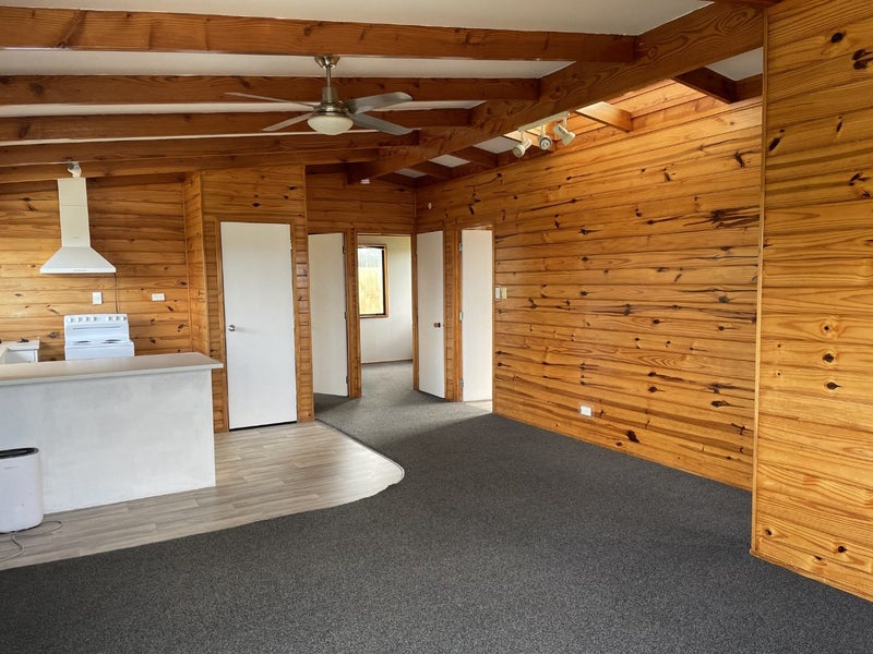 12 Ikatere Place, Raumanga, Whangarei - Carousel 2