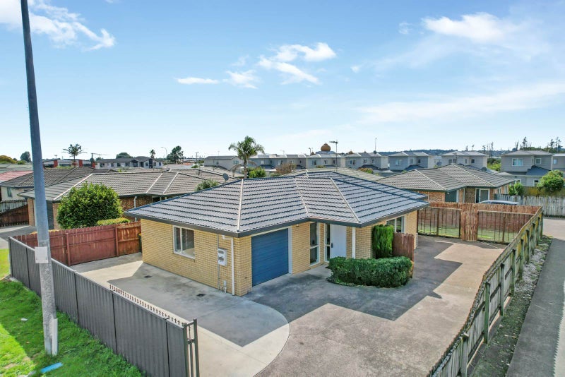90 Manuroa Road, Takanini, Auckland - Carousel 2