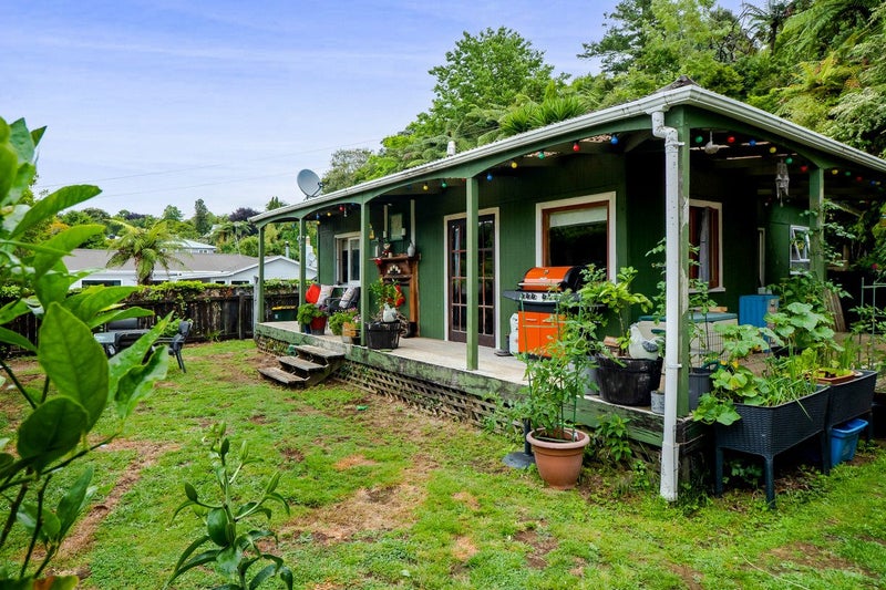 118 Huatoki Street, Frankleigh Park, New Plymouth - Carousel 1