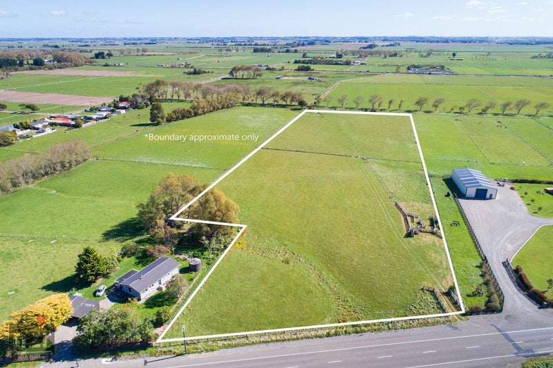 0 Makerua Rd, Tokomaru, Palmerston North - Carousel 1
