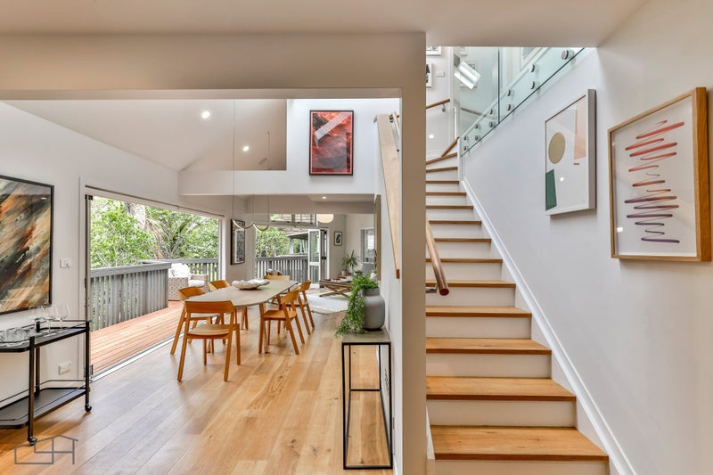 61 Otitori Bay Road, Titirangi, Auckland - Carousel 2