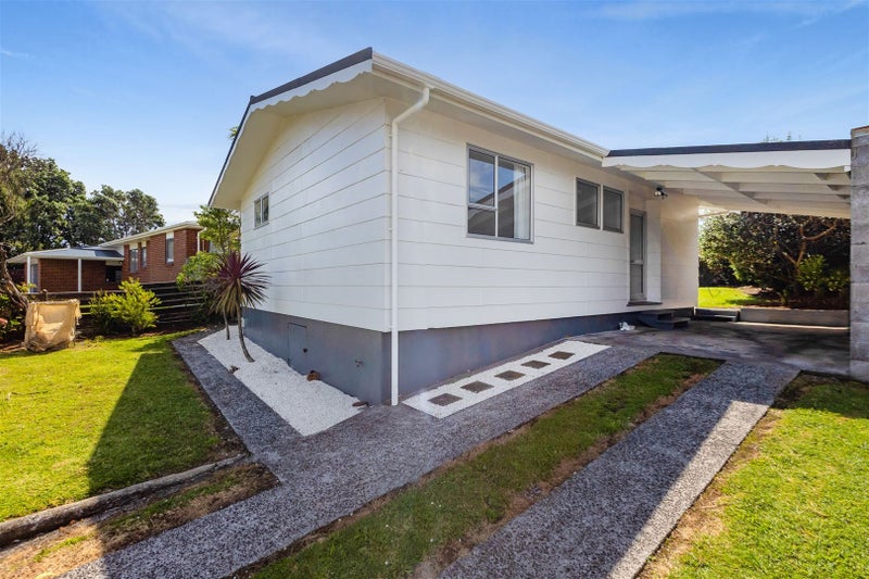 2/18 Culzean Grove, Bell Block, New Plymouth - Carousel 29