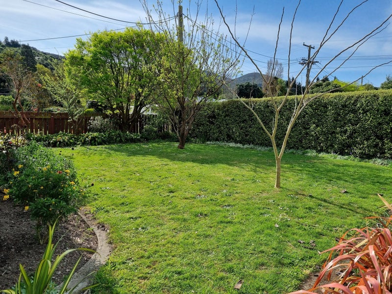 14 Bell Street, Featherston - Carousel 19