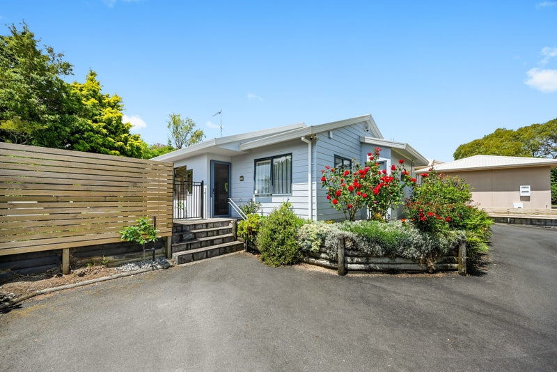 51 Splitt Avenue, Glenview, Hamilton - Carousel 2