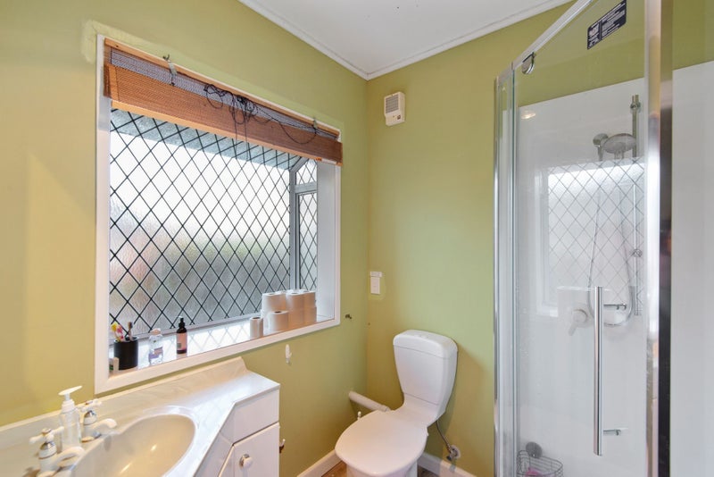 167 Memorial Avenue, Burnside, Christchurch - Carousel 12