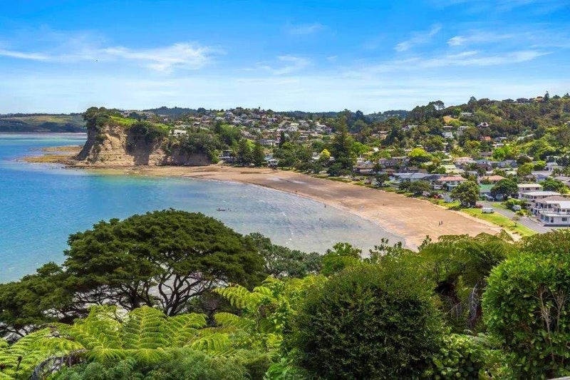 781 Whangaparaoa Road, Manly, Whangaparaoa - Carousel 1