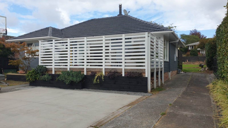 24 Lynden Avenue, Hillcrest, Auckland - Carousel 1