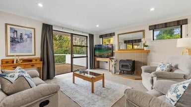 28 Botanical Road, Tauranga South, Tauranga - Carousel 1