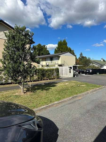 8/5 Manning Street, Hamilton Central, Hamilton - Carousel 1