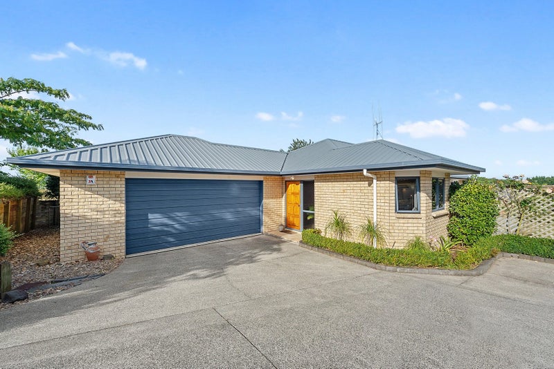 2 Palm Grove Drive, Western Heights, Hamilton - Carousel 1