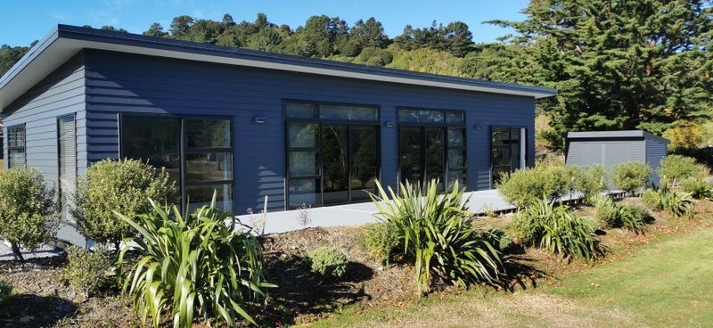 12 John Harris Way, Te Marua, Upper Hutt - Carousel 1