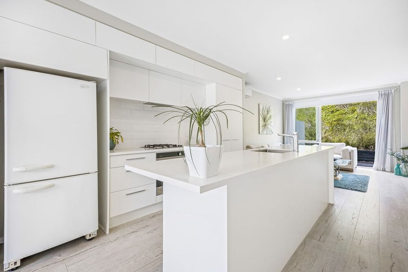 37 Sanremo Lane, Stanmore Bay, Whangaparaoa - Carousel 2