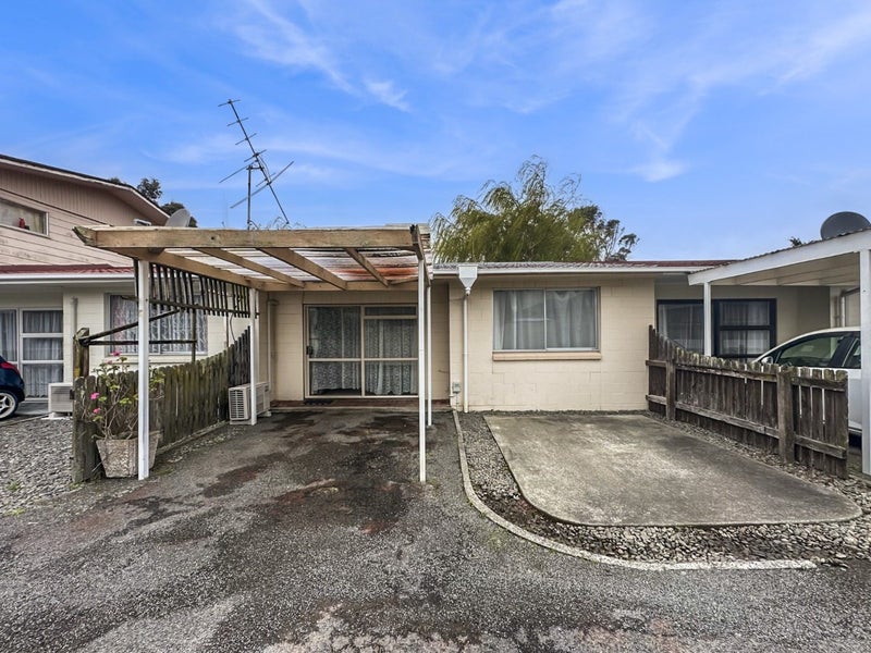 17E Surrey Road, Springvale, Whanganui - Carousel 1