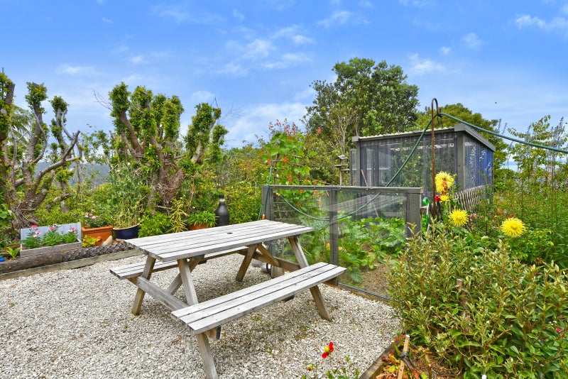 86 Viewmont Drive, Harbour View, Lower Hutt - Carousel 35