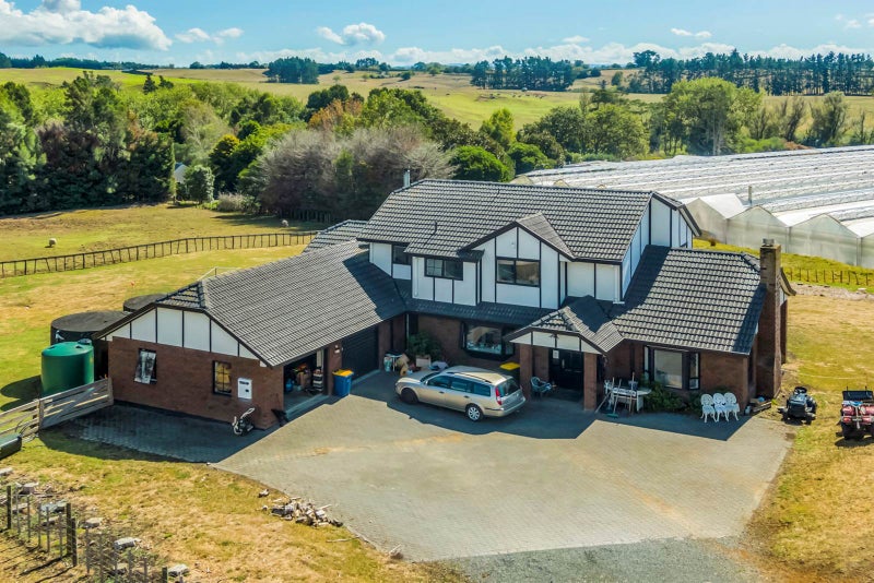 411 Karaka Road, Drury - Carousel 2
