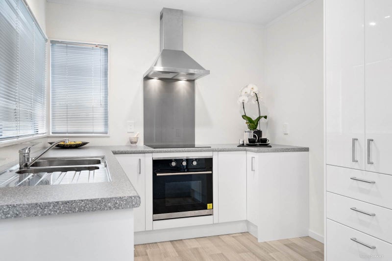 3/10 Ireland Place, Ranui, Auckland - Carousel 2