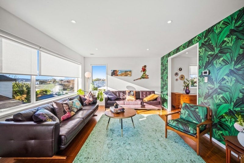 6B Tui Street, Point Chevalier, Auckland - Carousel 2