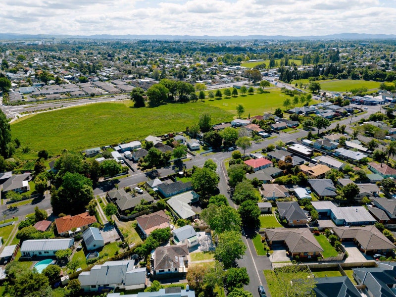 14 Forster Avenue, Hillcrest, Hamilton - Carousel 29