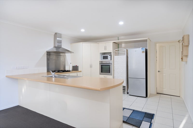 48 San Marino Drive West, Henderson, Auckland - Carousel 2