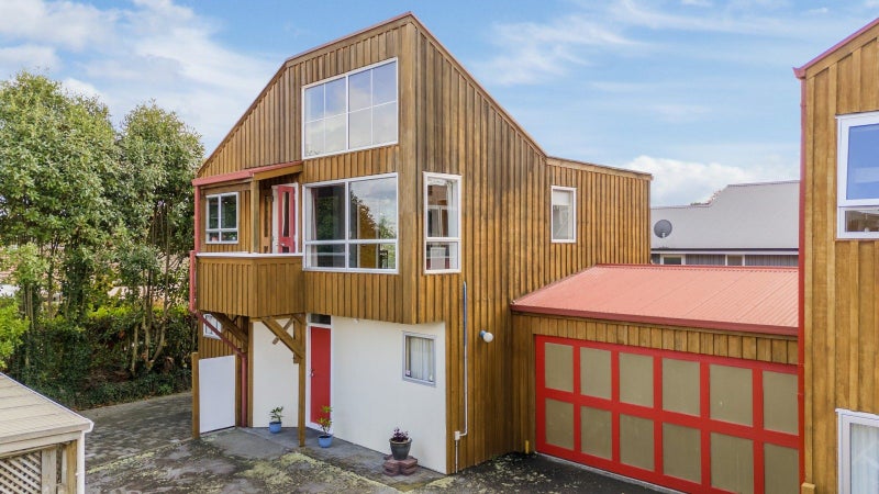 150 Te Heuheu Street, Taupō - Carousel 1