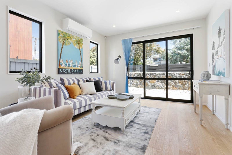 1C Kawau Road, Greenlane, Auckland - Carousel 2