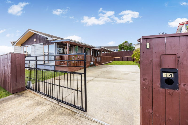 14 Charntay Avenue, Clover Park, Auckland - Carousel 1