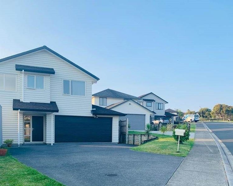 20 Maylee Crescent, Gulf Harbour, Whangaparaoa - Carousel 1