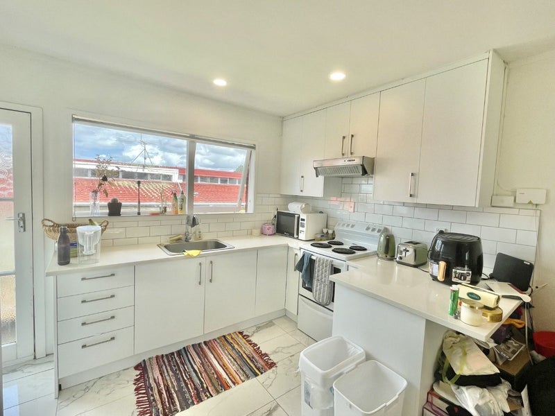 3/32 Turama Road, Royal Oak, Auckland - Carousel 2