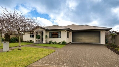 17 Newbury Place, Taradale, Napier - Carousel 1