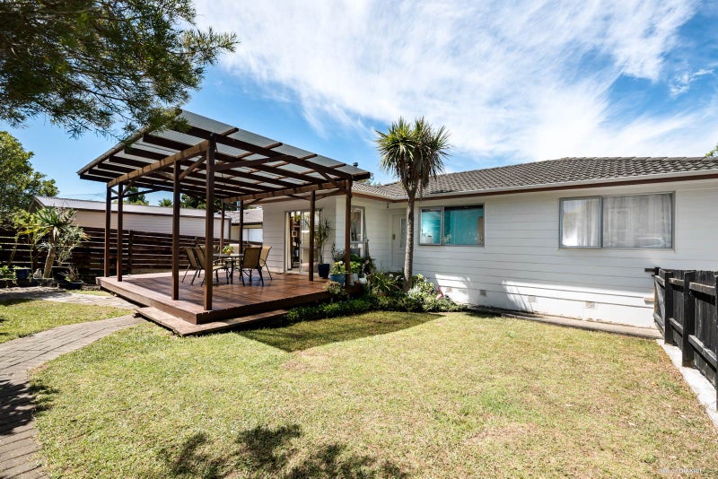 11 Jayne Place, Torbay, Auckland - Carousel 2