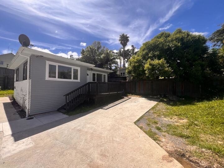 164 Edmonton Road, Te Atatū South, Auckland - Carousel 9
