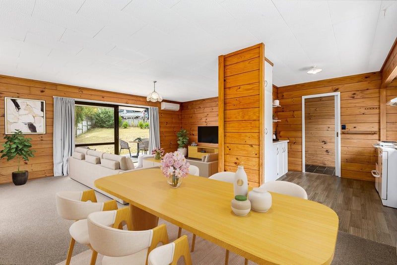 47 Albatross Close, Whitby, Porirua - Carousel 1