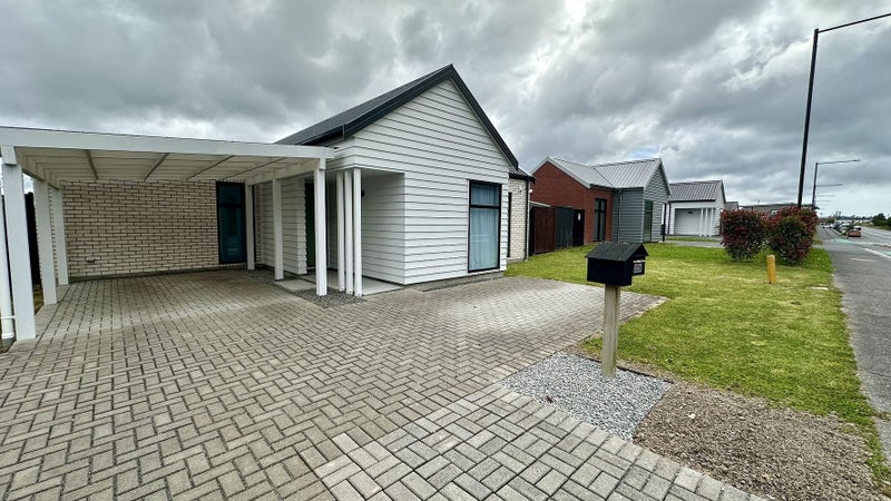 32D Brigham Creek Road, Whenuapai, Auckland - Carousel 1