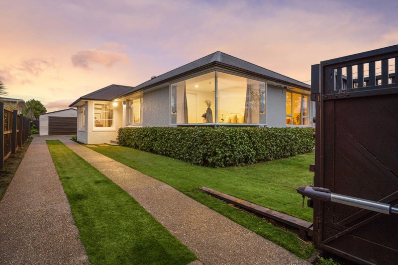 189 Estuary Road, South New Brighton, Christchurch - Carousel 1