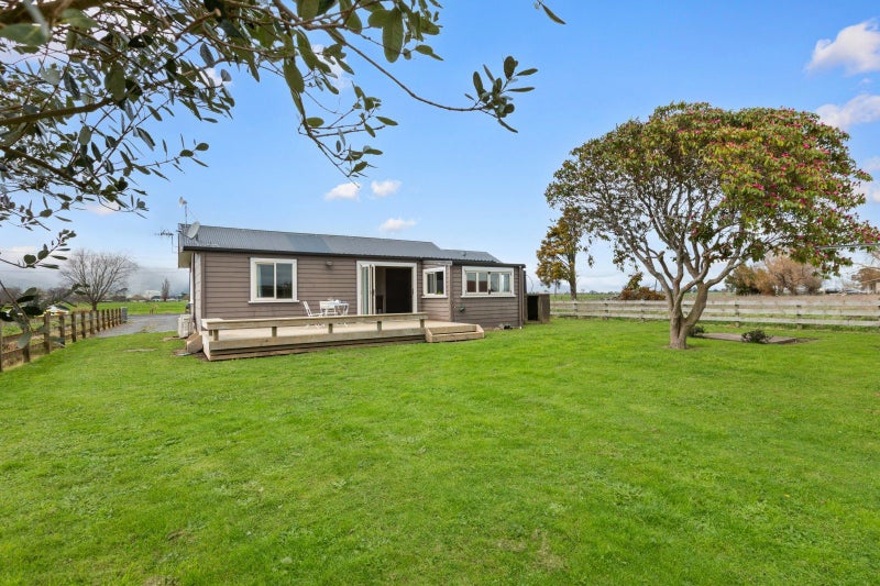 42 Alexandra Road, Te Aroha West, Te Aroha - Carousel 1