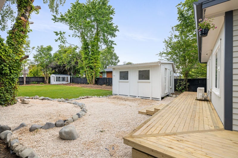 17 Clarendon Terrace, Woolston, Christchurch - Carousel 11