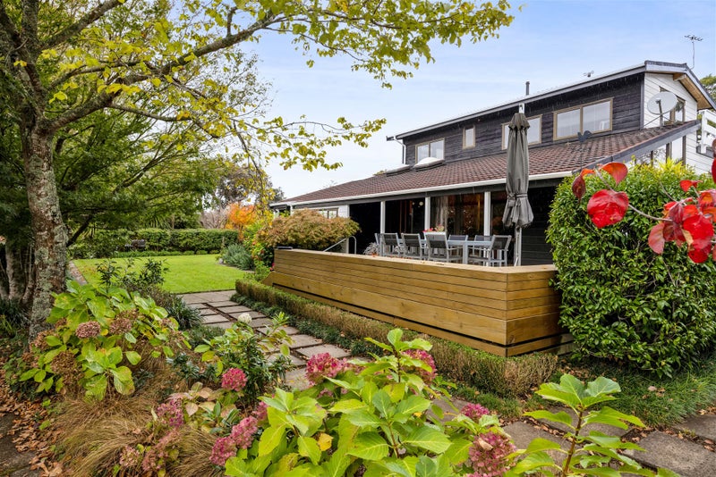 76 Govett Avenue, Frankleigh Park, New Plymouth - Carousel 33