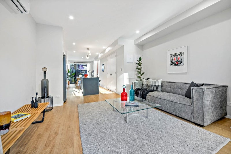 21 Peihana Road, Hobsonville, Auckland - Carousel 1