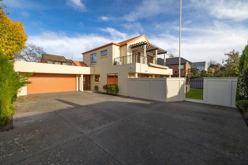 21A Bryndwr Road, Fendalton, Christchurch - Carousel 1
