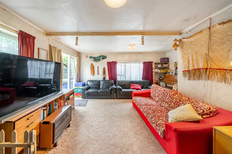 16 Maymorn Road, Te Marua, Upper Hutt - Carousel 19