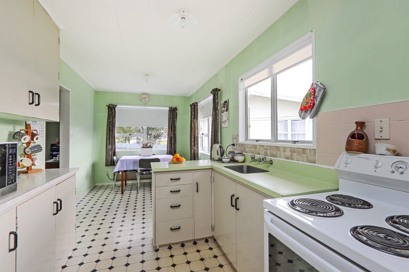 54 Liverpool Crescent, Flaxmere, Hastings - Carousel 2