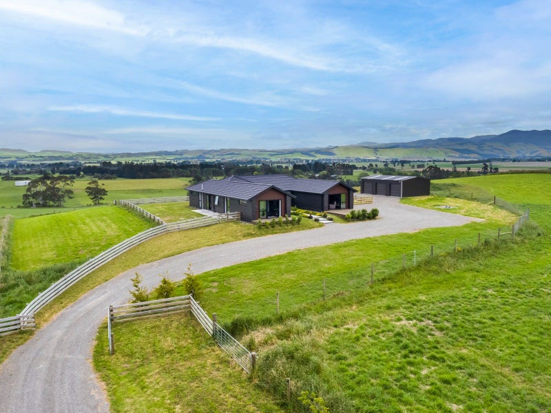 59 Robert Skelton Place, Clendon Park, Auckland - Carousel 1