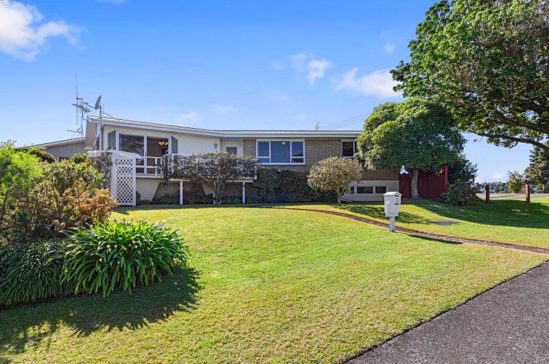 1 Tilby Drive, Matua, Tauranga - Carousel 1