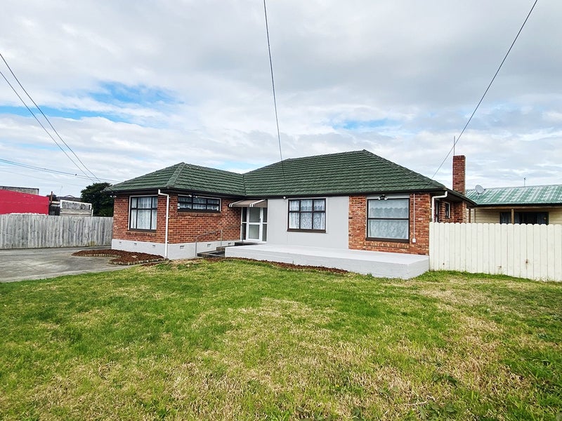 63 Gloucester Road, Manurewa, Auckland - Carousel 1
