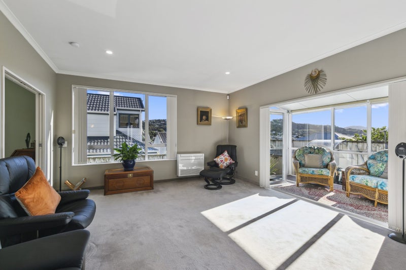 2A Princess Street, Newtown, Wellington - Carousel 2