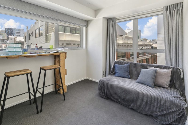 415/74 Taranaki Street, Te Aro, Wellington - Carousel 2